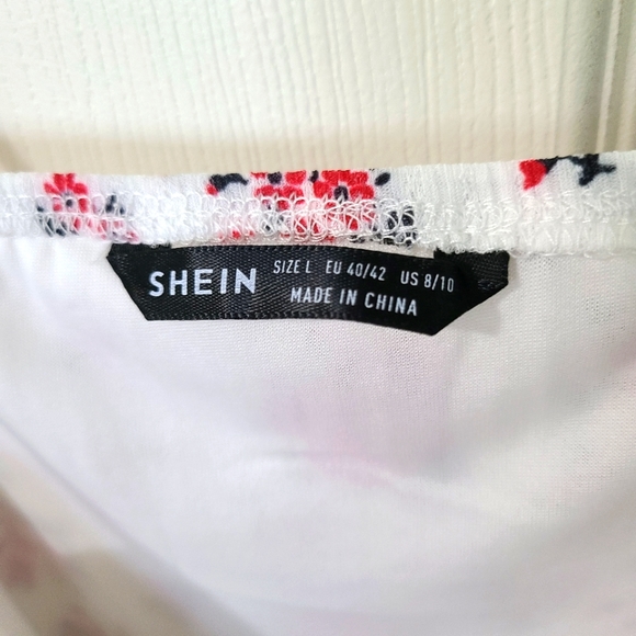 Floral dress - NEW without tag - Picture 4 of 4